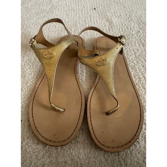 Coach gold leather Cheyanne things size 8.5 - Picture 1 of 8
